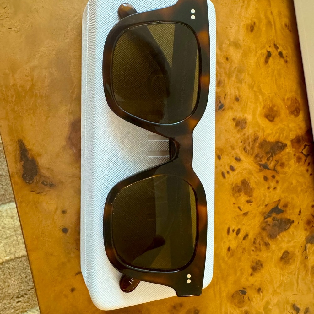 Chimi Sunglasses / tortoise 04